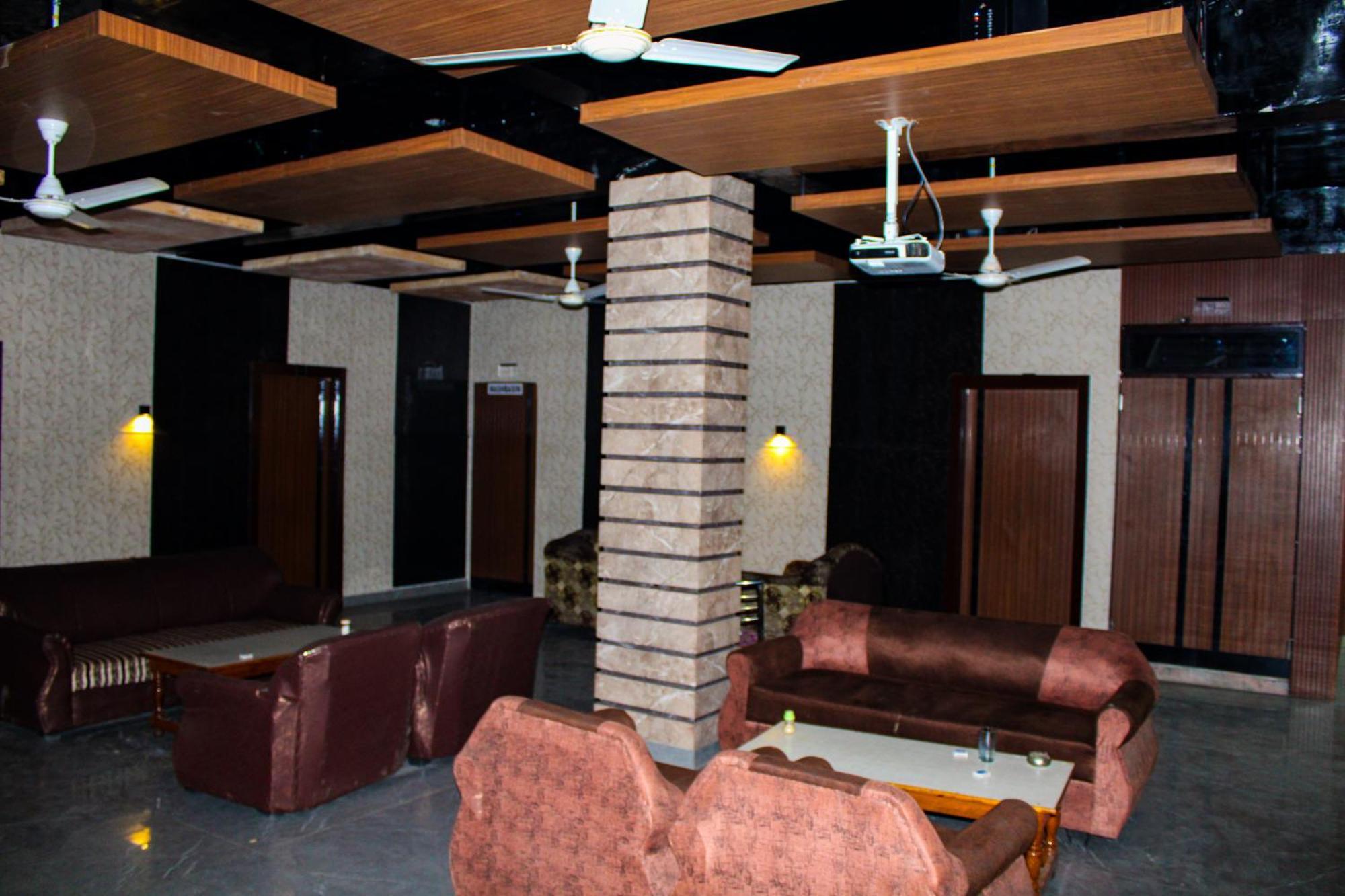 Sangam Hotel Chirawa Ngoại thất bức ảnh