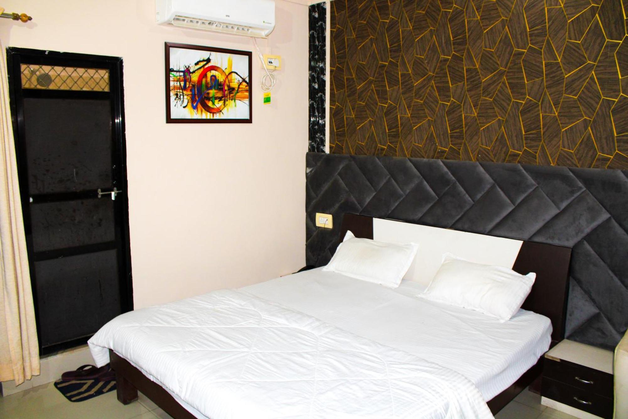 Sangam Hotel Chirawa Ngoại thất bức ảnh